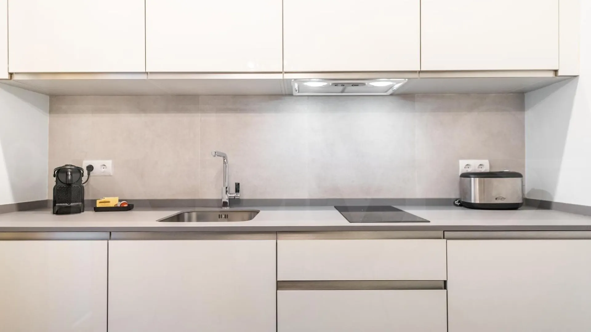 Intimate Studio In The Heart Of Malaga By Rems Spanyolország