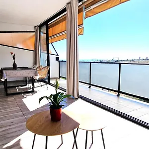 Apartamento Aa Guest - Poetas Eco In Marbella With Swimming Pool, Málaga